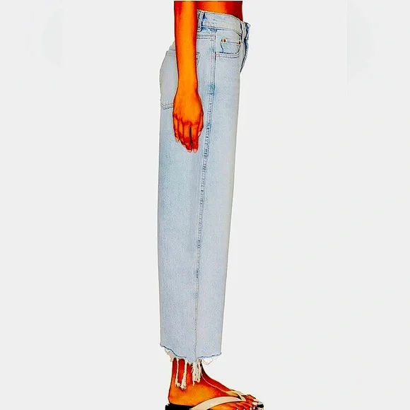 ๐ Trendy & Stylish High-Waisted Faded/Distressed Wide-Leg Jeans- Sz 28 - Picture 2 of 14